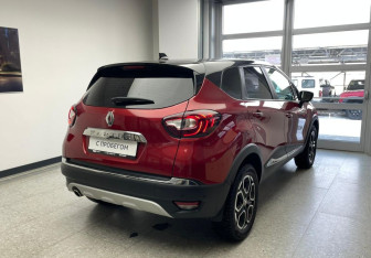 Подержанный автомобиль Renault Kaptur 2021 года (5 фото)