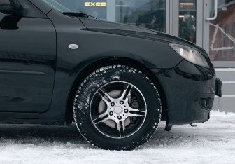 Подержанный автомобиль Mazda 3 Hatchback 2008 года (9 фото)