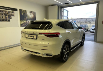 Подержанный автомобиль Haval F7 2019 года (4 фото)