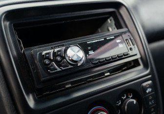 Подержанный автомобиль Honda CR-V 2001 года (13 фото)