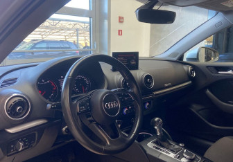 Подержанный автомобиль Audi A3 Sedan 2020 года (8 фото)