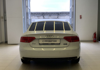 Подержанный автомобиль Audi A5 Liftback 2015 года (5 фото)