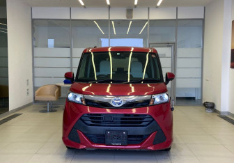 Подержанный автомобиль Toyota Tank 2018 года (3 фото)