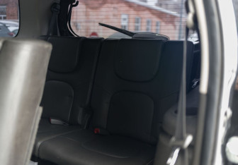 Подержанный автомобиль Nissan Pathfinder 2007 года (19 фото)