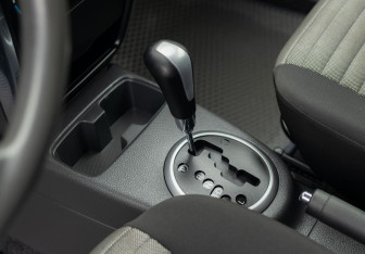 Подержанный автомобиль Suzuki SX4 Hatchback 2013 года (15 фото)