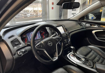 Подержанный автомобиль Opel Insignia Sedan 2014 года (8 фото)