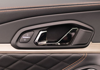 Подержанный автомобиль Exeed TXL 2022 года (19 фото)