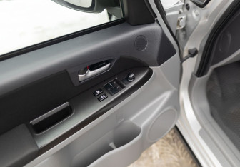 Подержанный автомобиль Suzuki SX4 Hatchback 2013 года (16 фото)