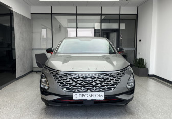 Подержанный автомобиль Omoda C5 2023 года (2 фото)
