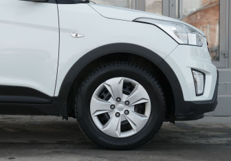 Подержанный автомобиль Hyundai Creta 2018 года (9 фото)