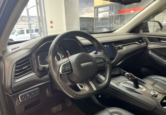 Подержанный автомобиль Haval F7 2021 года (7 фото)