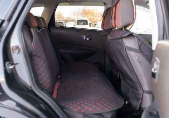 Подержанный автомобиль Nissan Qashqai 2007 года (16 фото)