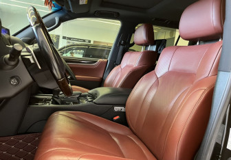 Подержанный автомобиль Lexus LX 2017 года (9 фото)