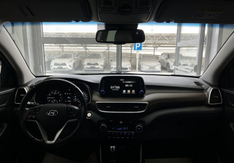 Подержанный автомобиль Hyundai Tucson 2020 года (9 фото)
