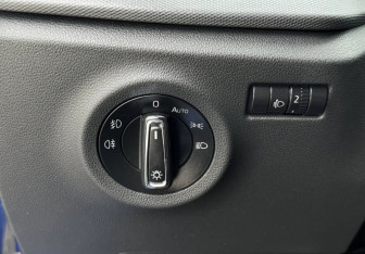 Подержанный автомобиль Skoda Rapid Liftback 2020 года (18 фото)