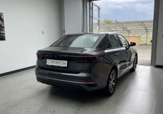 Подержанный автомобиль Geely Emgrand 2023 года (4 фото)