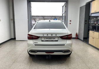 Подержанный автомобиль LADA (ВАЗ) Vesta Sedan 2023 года (5 фото)