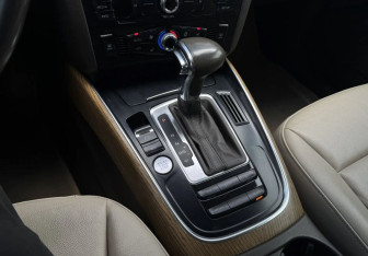 Подержанный автомобиль Audi Q5 2014 года (17 фото)