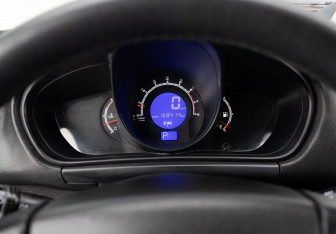 Подержанный автомобиль Lifan X60 2016 года (13 фото)