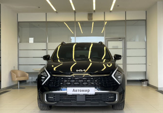 Подержанный автомобиль Kia Sportage 2022 года (2 фото)