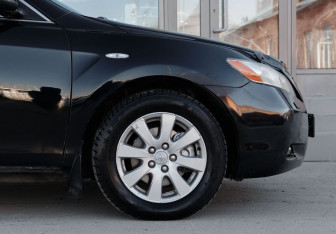 Подержанный автомобиль Toyota Camry Sedan 2006 года (9 фото)