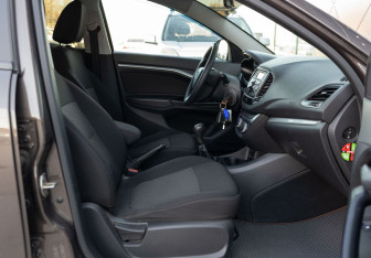 Подержанный автомобиль LADA (ВАЗ) Vesta Sedan 2018 года (20 фото)