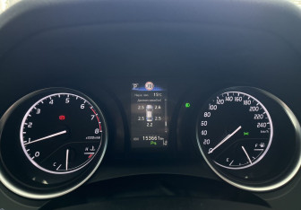 Подержанный автомобиль Toyota Camry Sedan 2018 года (12 фото)