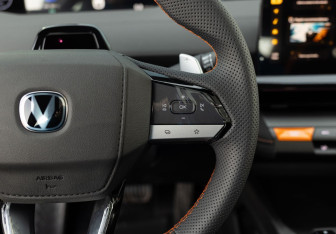 Новый Changan UNI-V 2025 (12 фото)