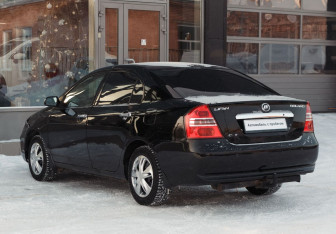 Подержанный автомобиль Lifan Solano 2013 года (7 фото)