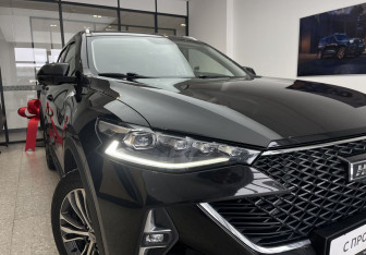 Подержанный автомобиль Haval F7 2022 года (4 фото)