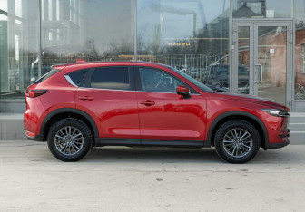 Подержанный автомобиль Mazda CX-5 2019 года (4 фото)