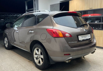 Подержанный автомобиль Nissan Murano Suv 2011 года (7 фото)