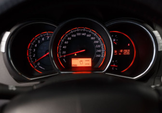 Подержанный автомобиль Nissan Murano Suv 2010 года (13 фото)