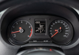 Подержанный автомобиль Volkswagen Polo Sedan 2018 года (13 фото)