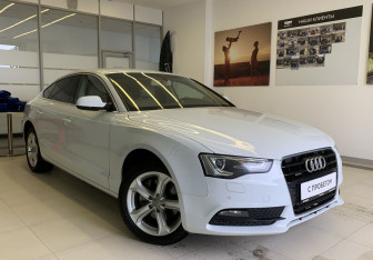 Подержанный автомобиль Audi A5 Liftback 2015 года (3 фото)