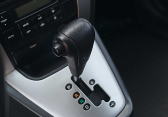 Подержанный автомобиль Hyundai Tucson 2007 года (14 фото)