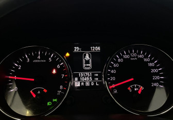 Подержанный автомобиль Nissan Qashqai 2013 года (11 фото)