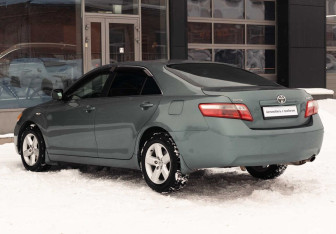 Подержанный автомобиль Toyota Camry Sedan 2008 года (7 фото)