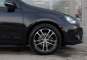 Подержанный автомобиль Volkswagen Gol 2011 года (9 фото)