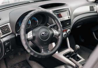 Подержанный автомобиль Subaru Forester Suv 2008 года (11 фото)
