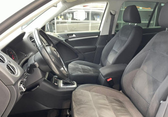 Подержанный автомобиль Volkswagen Tiguan 2012 года (9 фото)