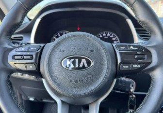 Подержанный автомобиль Kia Rio Hatchback 2020 года (11 фото)