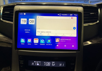 Подержанный автомобиль Toyota Vellfire 2012 года (9 фото)