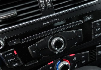 Подержанный автомобиль Audi Q5 2014 года (14 фото)