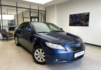 Подержанный автомобиль Toyota Camry Sedan 2007 года (4 фото)