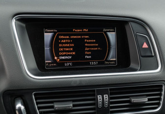 Подержанный автомобиль Audi Q5 2014 года (13 фото)