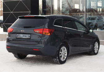 Подержанный автомобиль Kia Ceed Wagon 2013 года (5 фото)