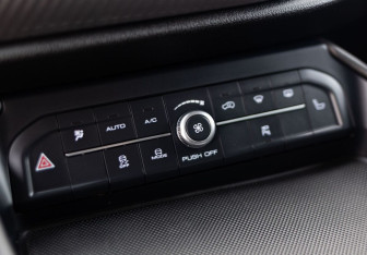 Подержанный автомобиль Haval F7x 2020 года (15 фото)