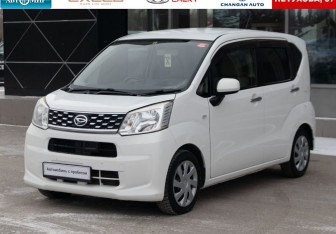 Подержанный автомобиль Daihatsu Move 2015 года (1 фото)