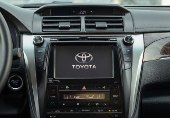 Подержанный автомобиль Toyota Camry Sedan 2016 года (14 фото)